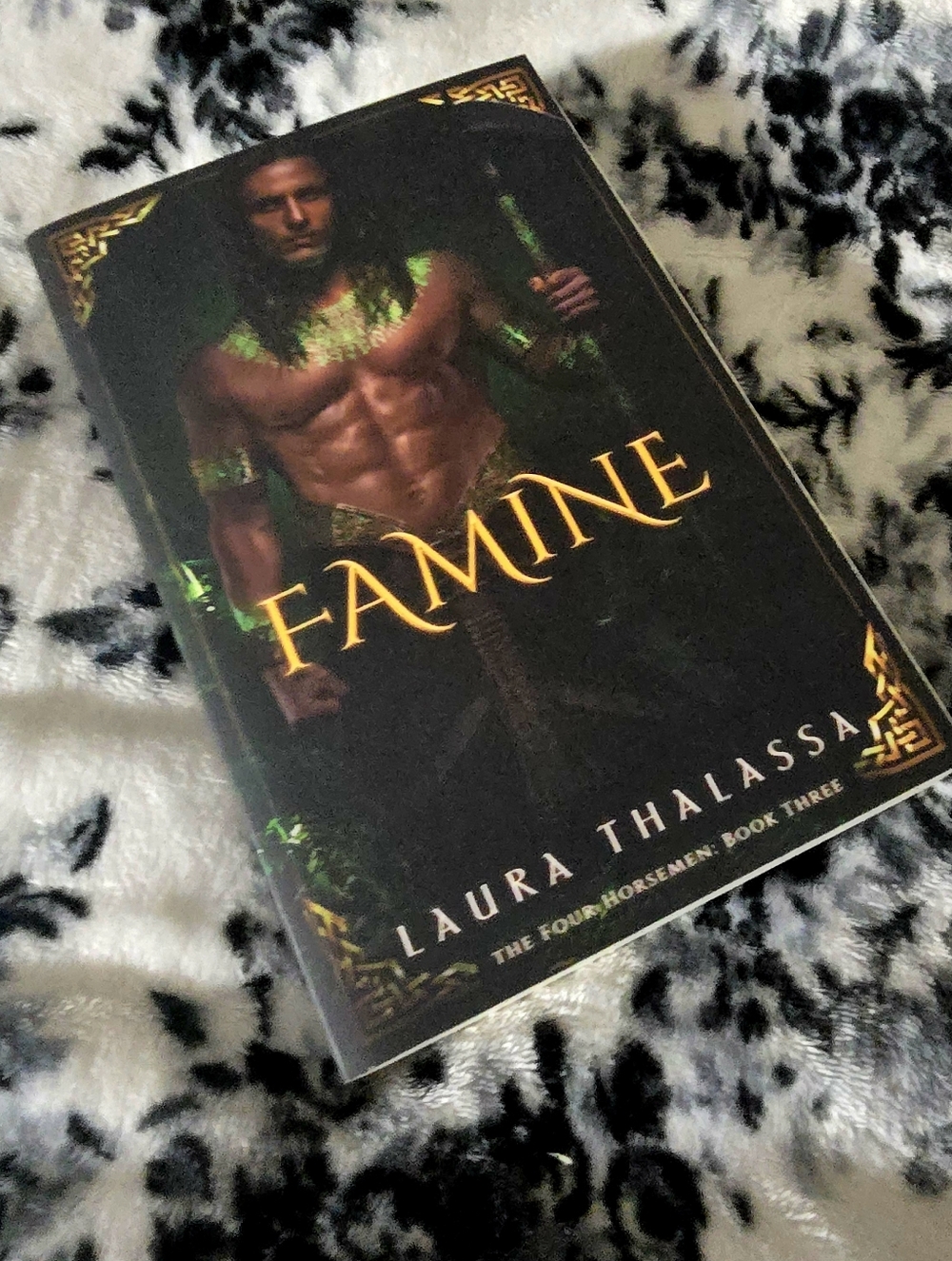 Famine Laura Thalassa Four Horse Men OOP